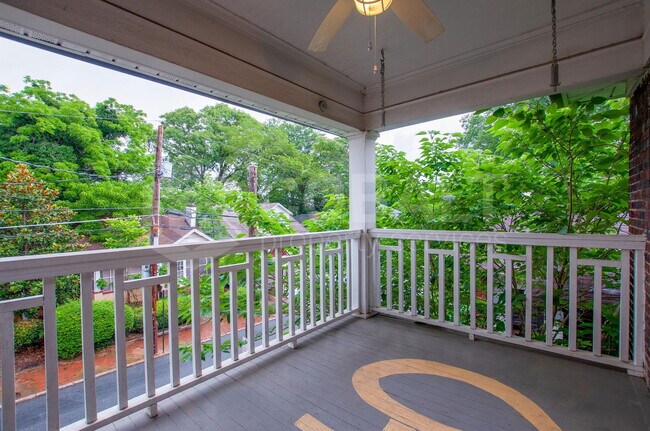 Building Photo - 499 Winton Terrace NE