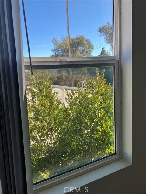 Building Photo - 11925 Kling St