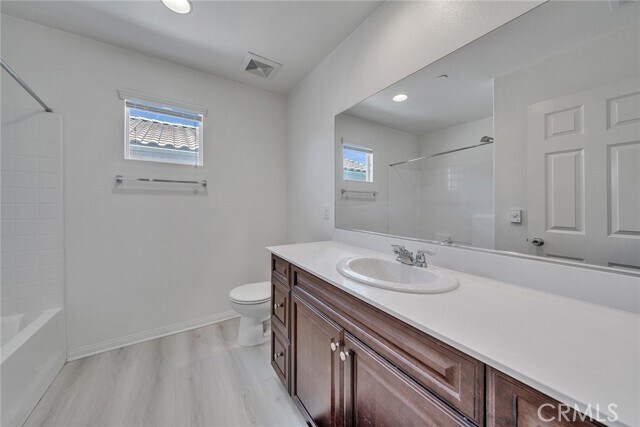 Building Photo - 7265 Enclave Dr