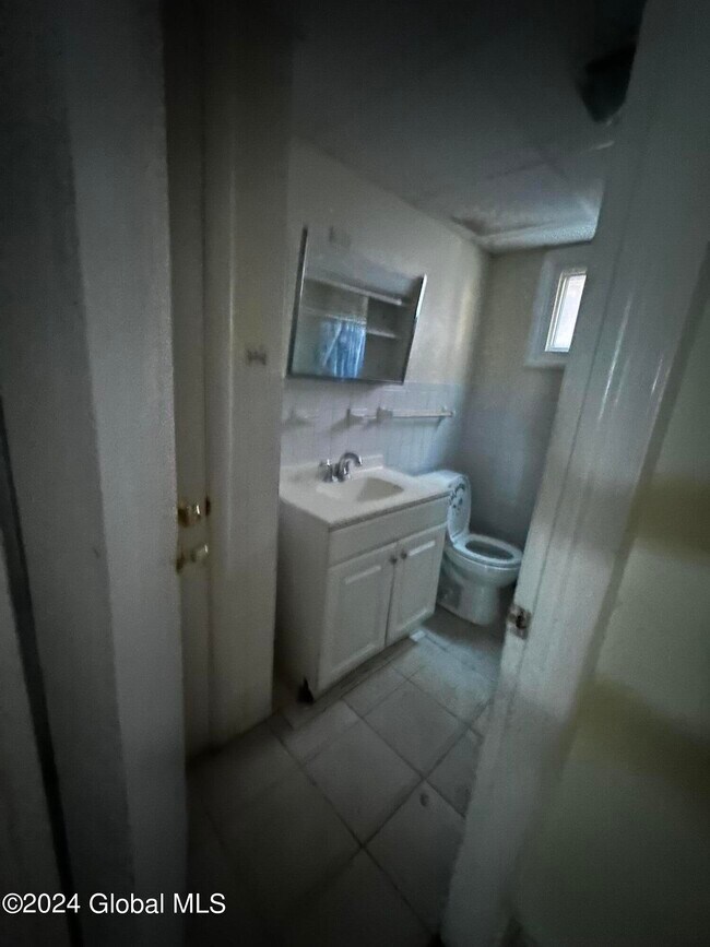 Building Photo - 46 Hackett Blvd