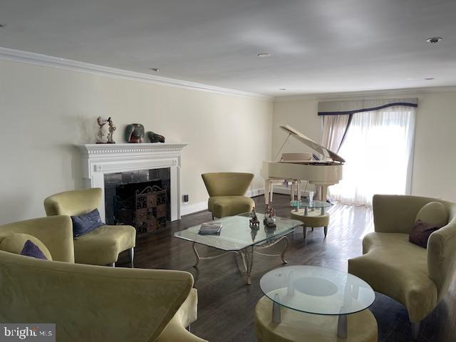 Building Photo - 5301 Goldsboro Rd