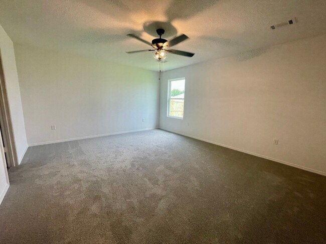 Building Photo - New Home For Rent!