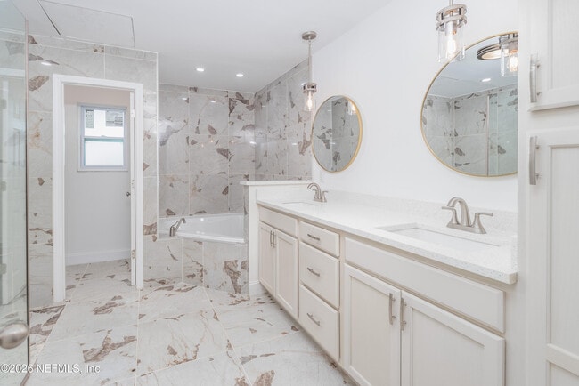 Building Photo - 2450 Fallen Tree Dr W