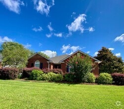 Building Photo - 106 Hayden Way