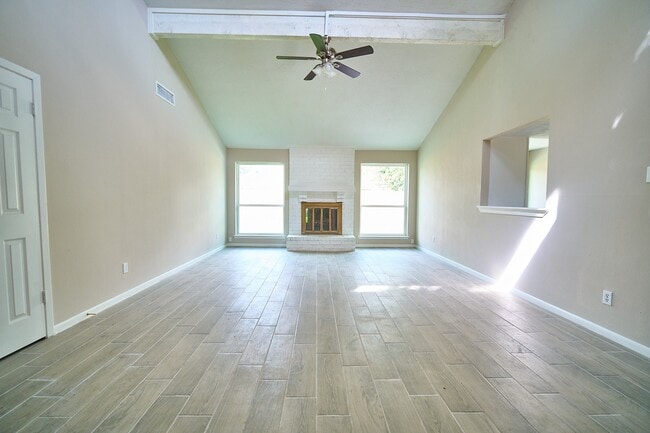 Building Photo - 7214 Westbranch Dr