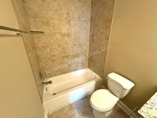 Building Photo - 3BR/3.5BA FURNISHED For Rent