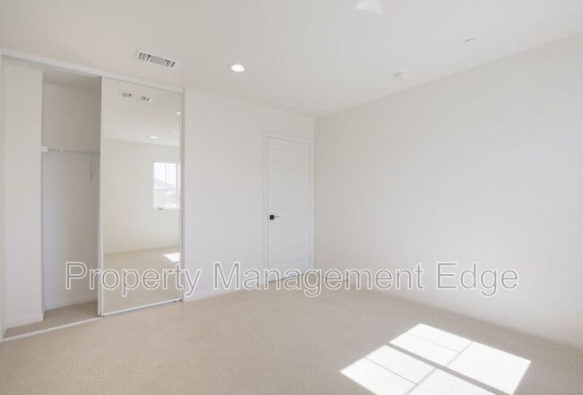 Building Photo - 28426 Joey Ct