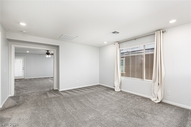 Building Photo - 12586 Huckleberry Oak Ave