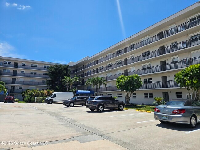 Primary Photo - 1700 N Atlantic Ave
