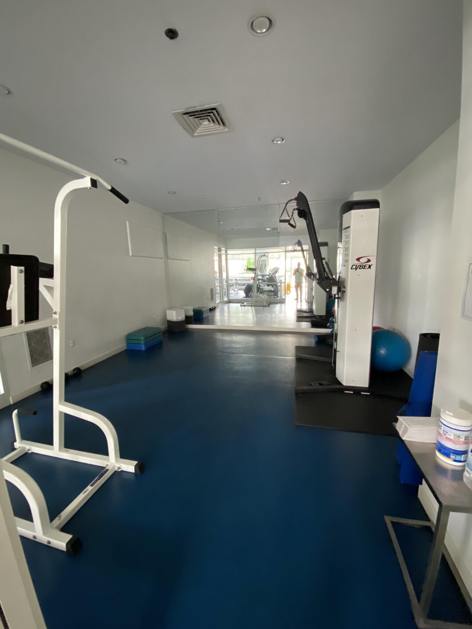 Building Photo - 931 Massachusetts Ave