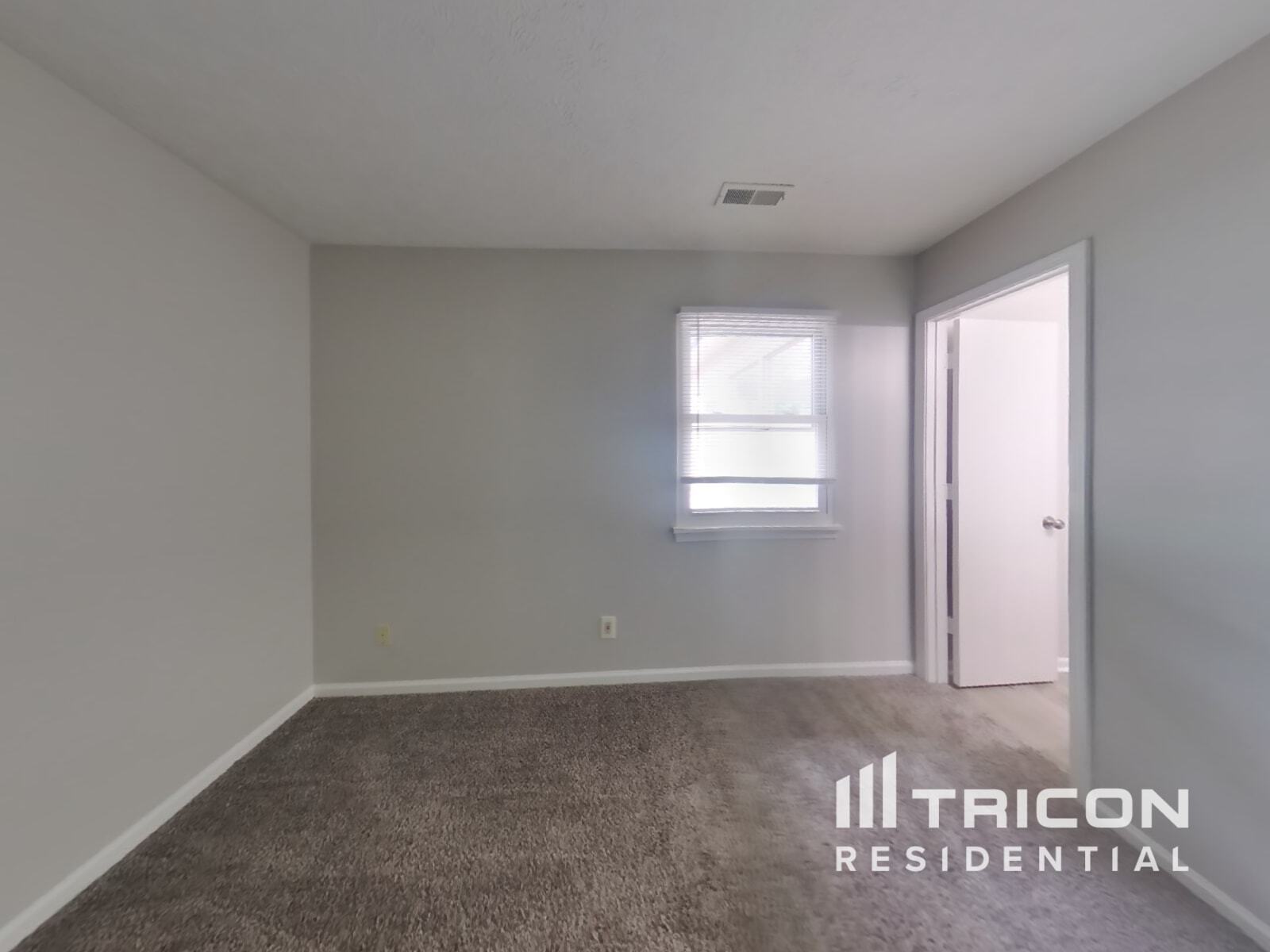 Building Photo - 5220 Tamarisk Ct