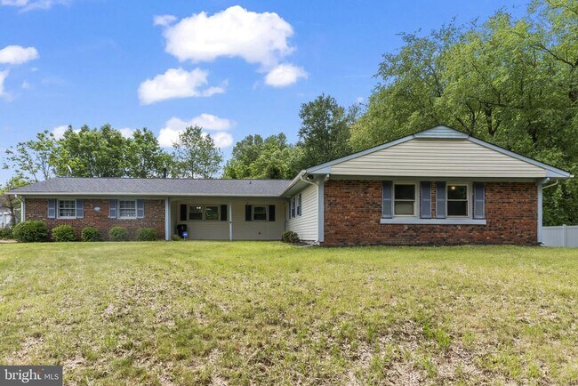 Building Photo - 13501 Ivy Way