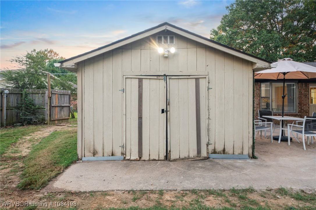 Building Photo - 3021 S 96th St