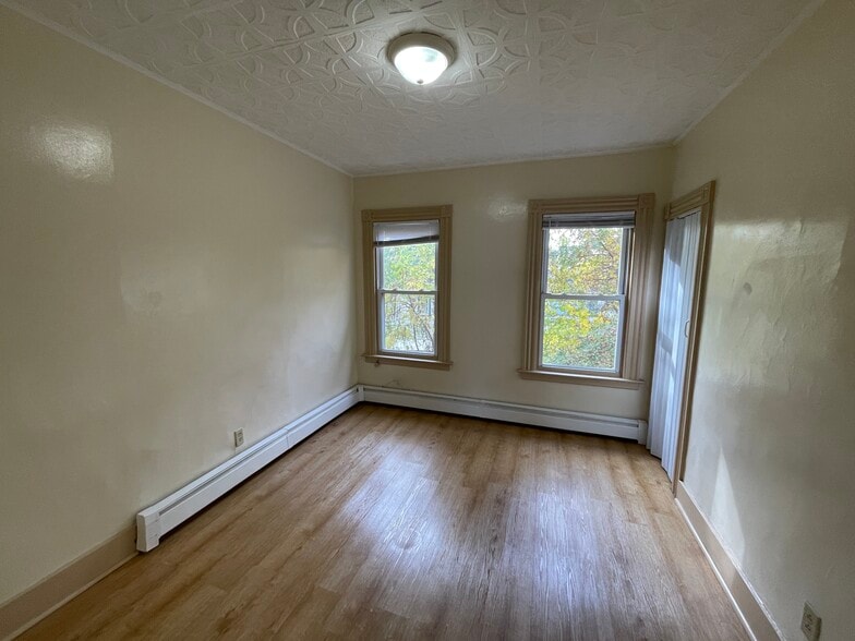 Building Photo - 515 Columbus Ave