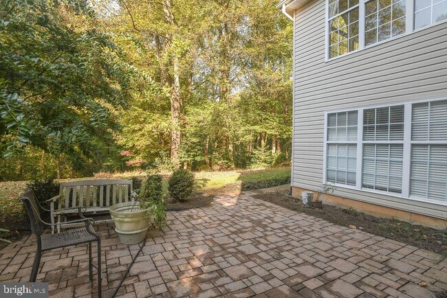 Building Photo - 205 Dangina Dr