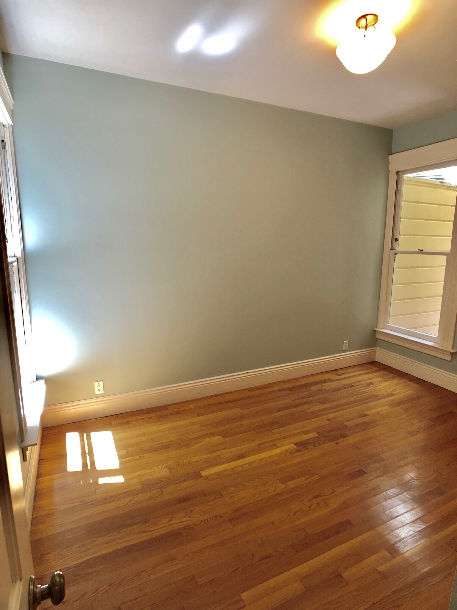 Building Photo - 1528 Fulton Street