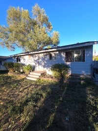 Building Photo - 355 Kurtwood Dr