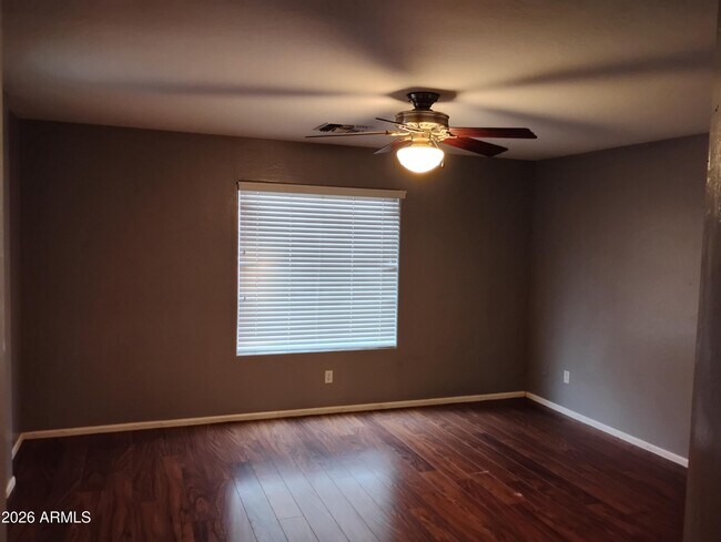 Building Photo - 6238 S Cottonfields Ln