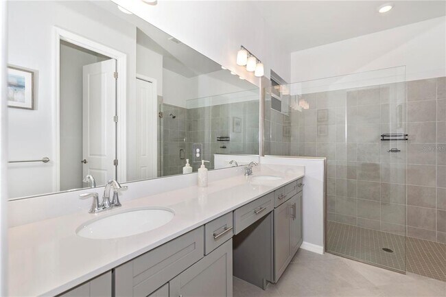 Building Photo - 17475 Jadestone Ct