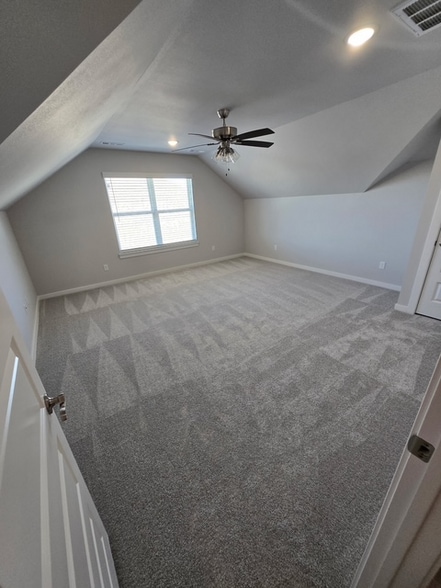 Building Photo - 480 S Benchmark Ln