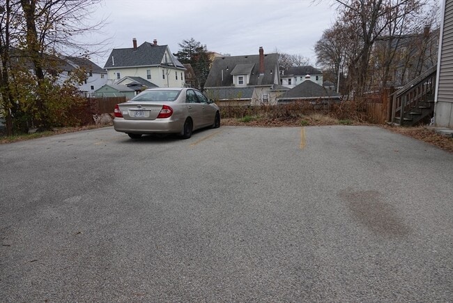 Building Photo - 56 Gardner Ave