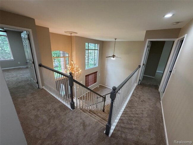 Building Photo - 27424 Rosewood Ct