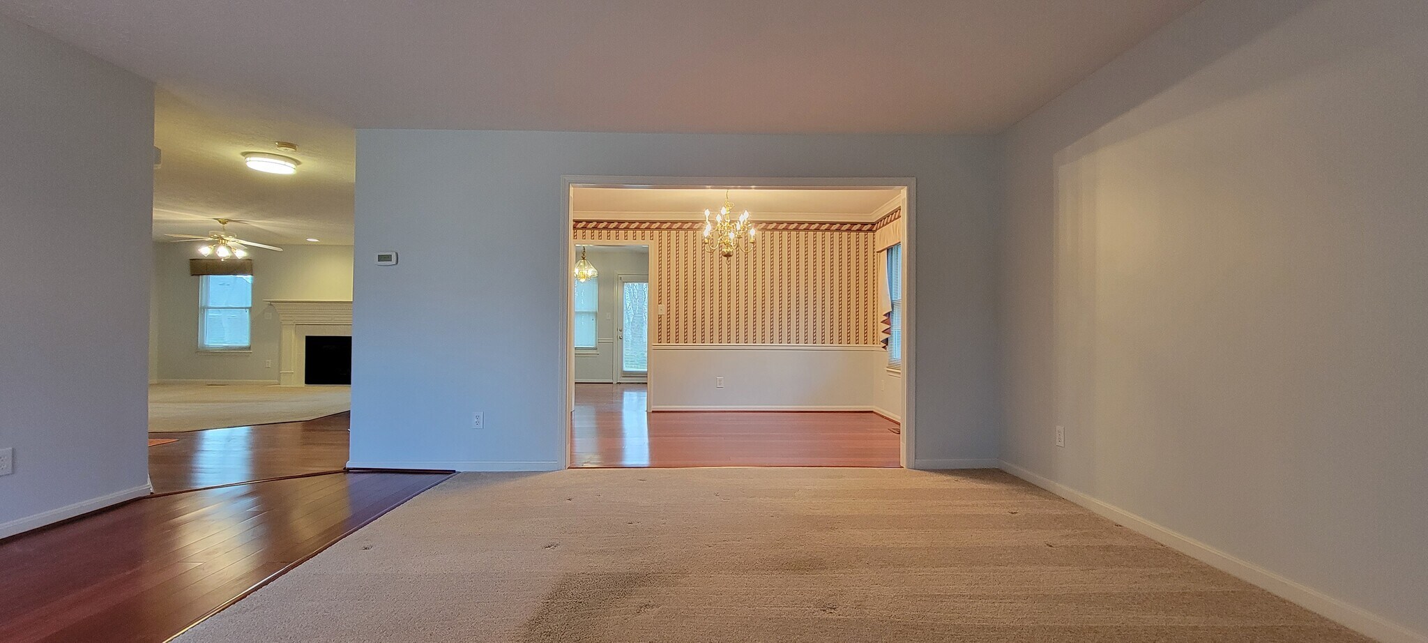 Building Photo - 13606 Saddlecreek Dr