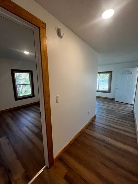 Building Photo - 1801 Woodson Dr SW