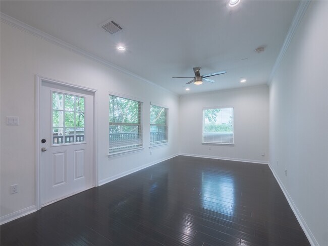 Building Photo - 1113 Bunton St