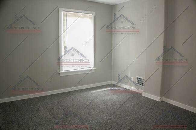 Building Photo - Illinois Estate: New Year, New Home: 50% O...