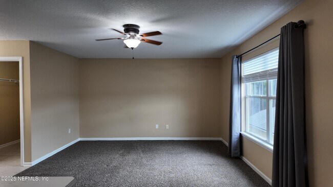 Building Photo - 1060 Beckingham Dr