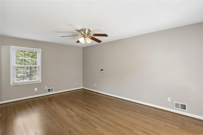 Building Photo - 5224 N Peachtree Rd