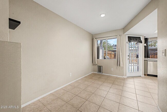 Building Photo - 10100 N 89th Ave