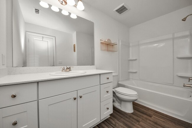 Building Photo - 1021 Pin Cherry Ln
