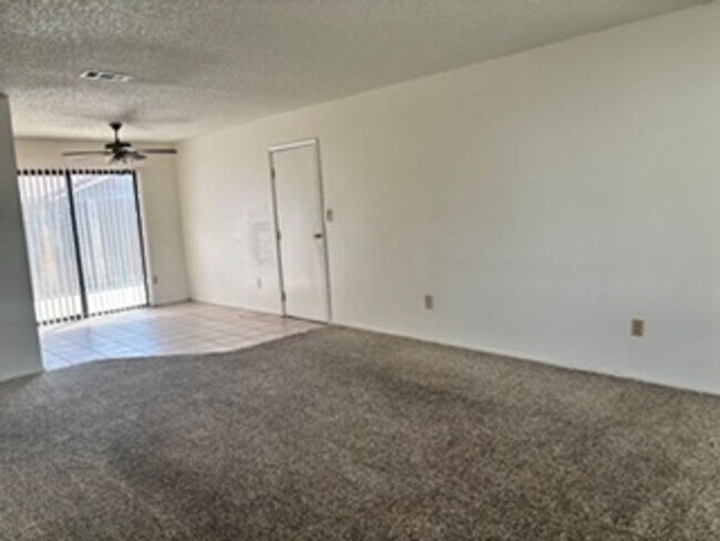 Building Photo - 21204 Madre St