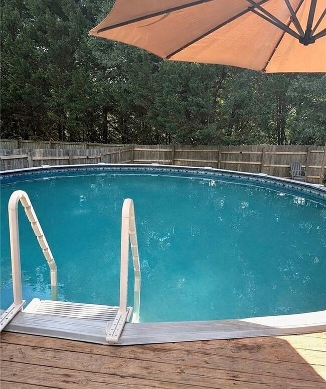 Building Photo - Beautiful 3BR/3BA Home with Private Pool – Pool Maintenance Included!