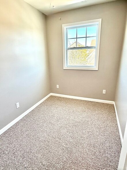 Building Photo - 9 Caldwell Terrace