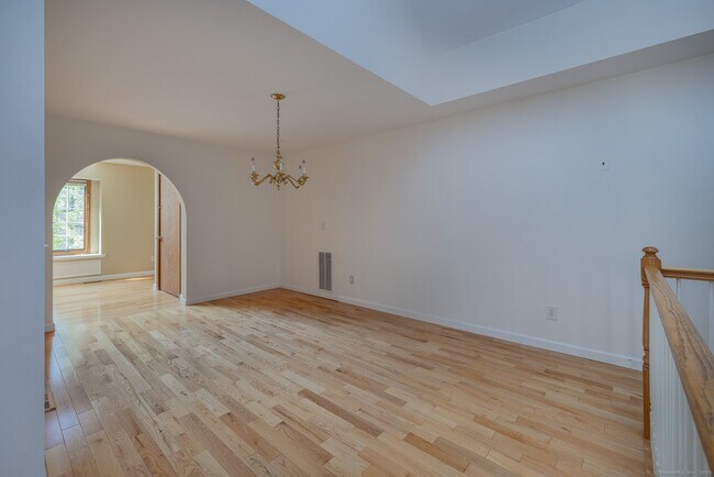 Building Photo - 124 Bugg Hill Rd