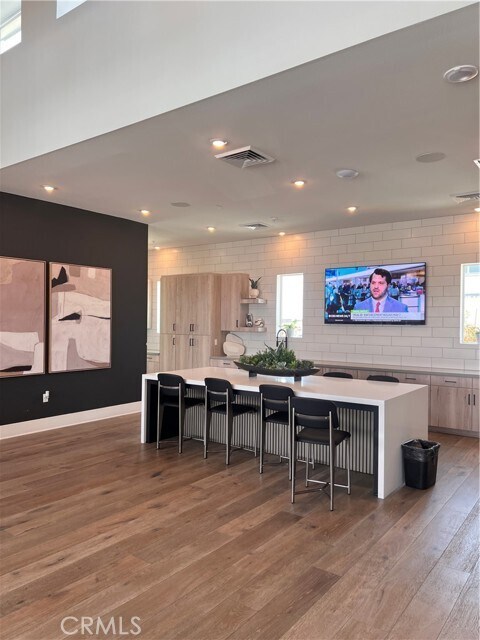 Building Photo - 16032 Sunny Ct