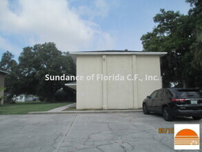 Building Photo - Near St Cloud Lakefront   Osceola County