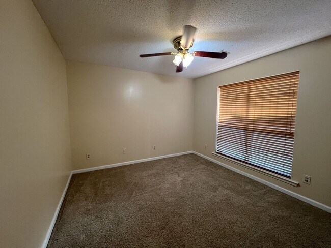 Building Photo - 7525 Muirfield Loop