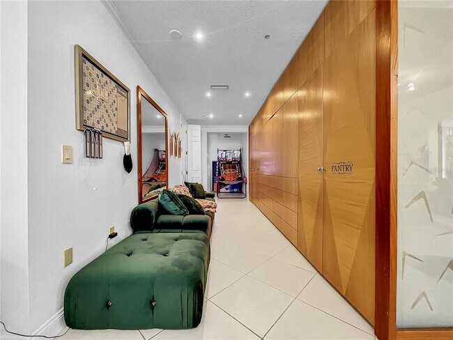 Building Photo - 3608 54th Dr W