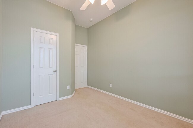 Building Photo - 16015 Rittenberg Ct