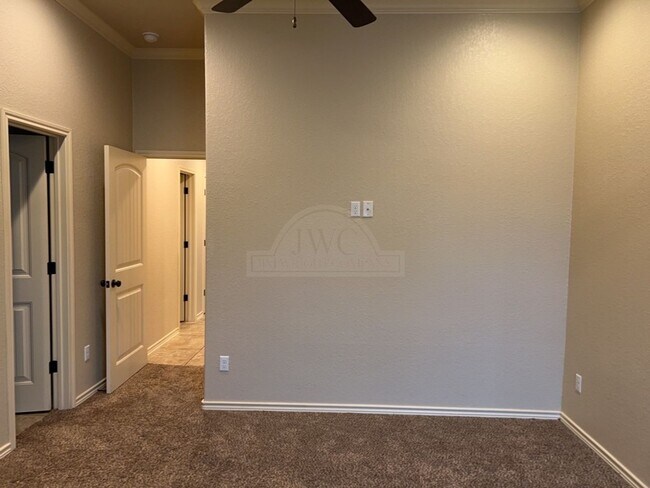 Building Photo - 5706 Luminous Ln