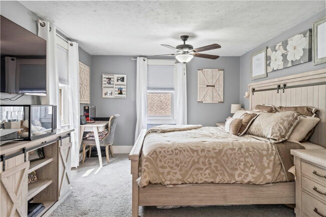 Building Photo - 52 Wedgewood Park