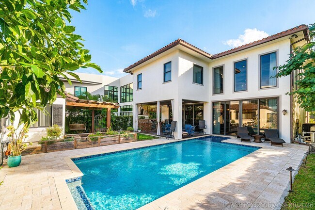 Building Photo - 351 E Boca Raton Rd
