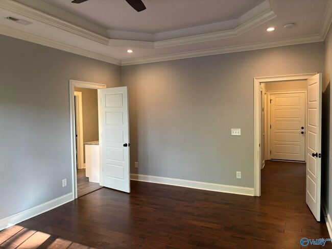 Building Photo - 317 Rosemont Rd SE