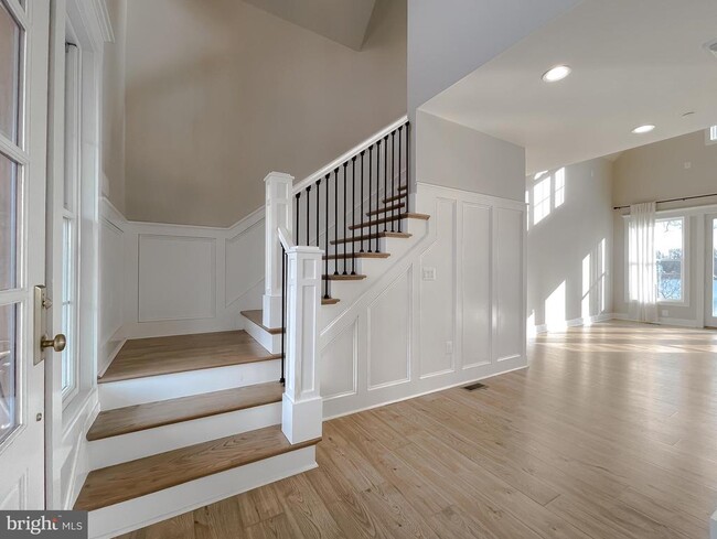 Building Photo - 45093 Smiths Nursery Rd