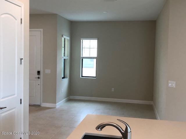 Building Photo - 1703 Great Belt Cir