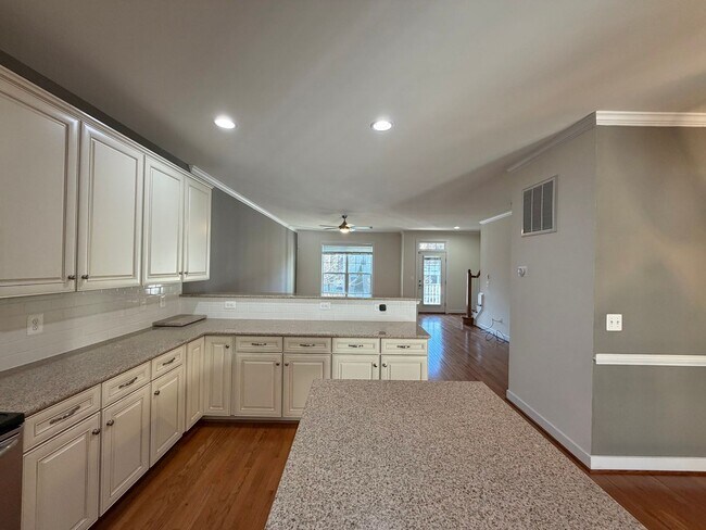 Building Photo - 2287 Whittington Dr